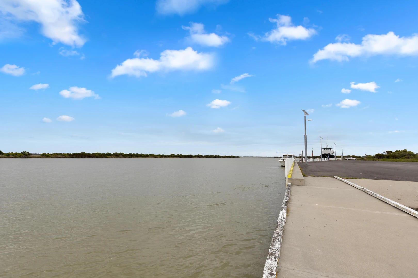 Hollands Landing