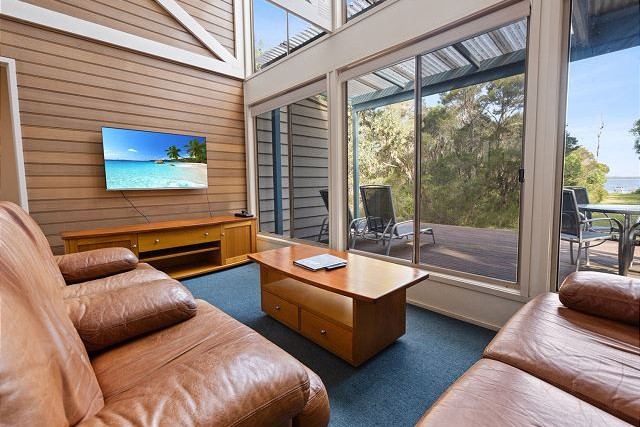 Dargo - Waterfront Retreat
