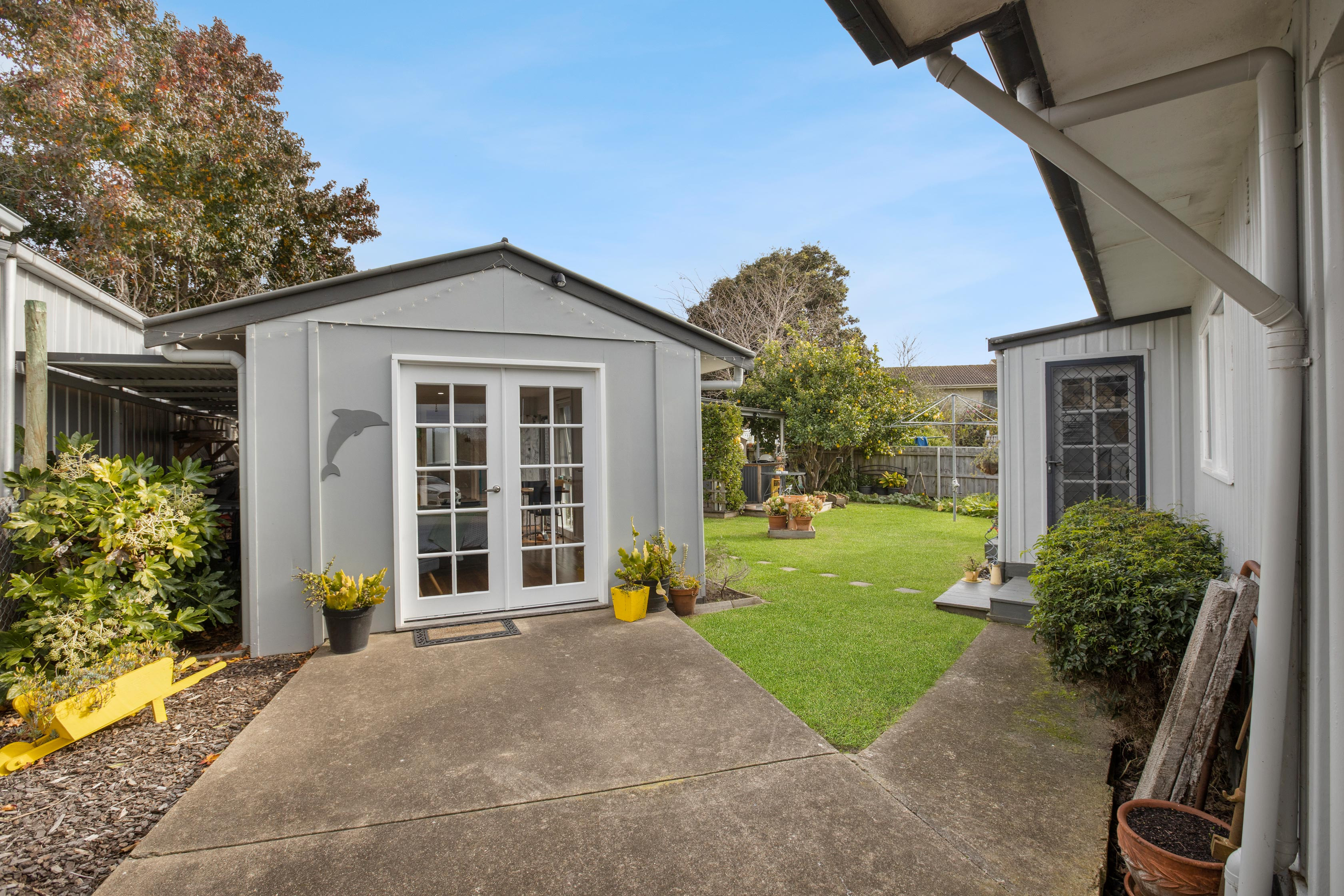 Dolphin Cottage
