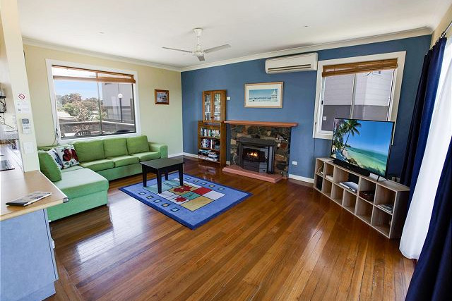 Kalimna Holiday House